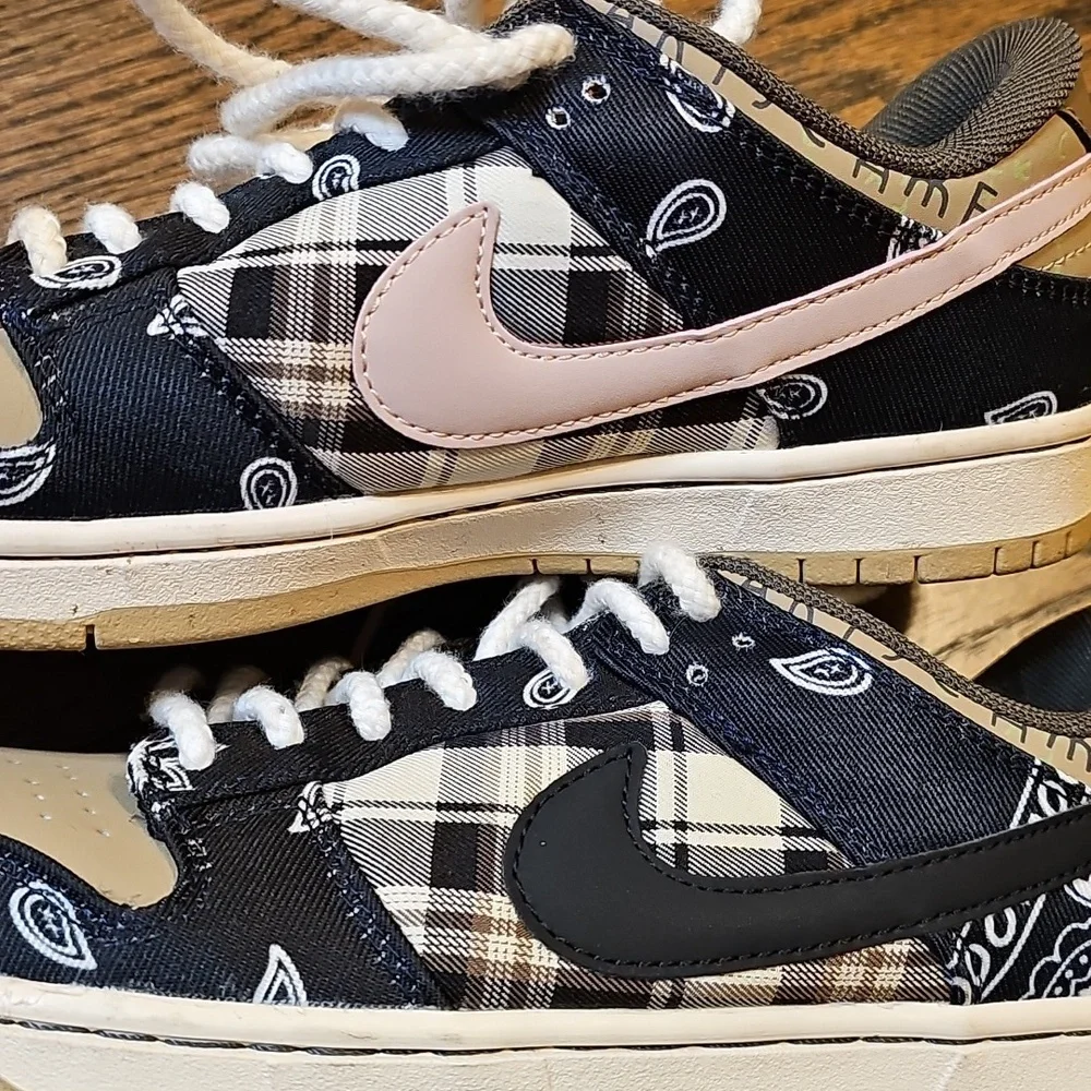 Patchwork Paisley Sneakers in Black and Tan - Picture 16 of 16